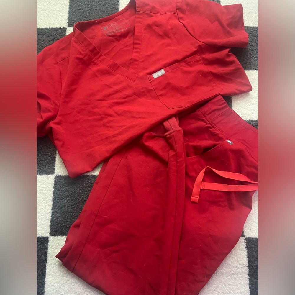 Winning Red FIGS SCRUB set